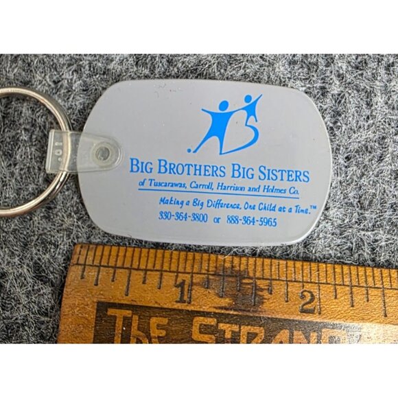 Big Brothers Big Sisters Gray Keychain - Picture 3 of 4